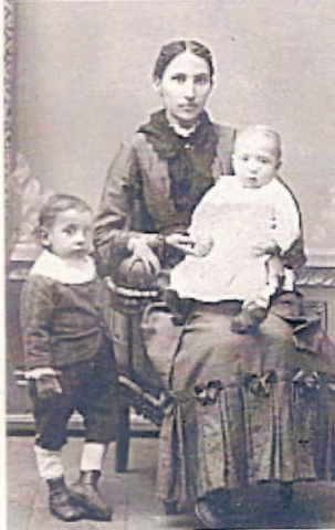 Isabel Elizabeth Robideau McIntosh, (8E3b4g4c) daughter of Magloire and Madeleine Dumarce, with her two children Emery and Laura. Photo taken sometime in 1883, Minnesota. Photo courtesy of cousin Louise Hopkins.